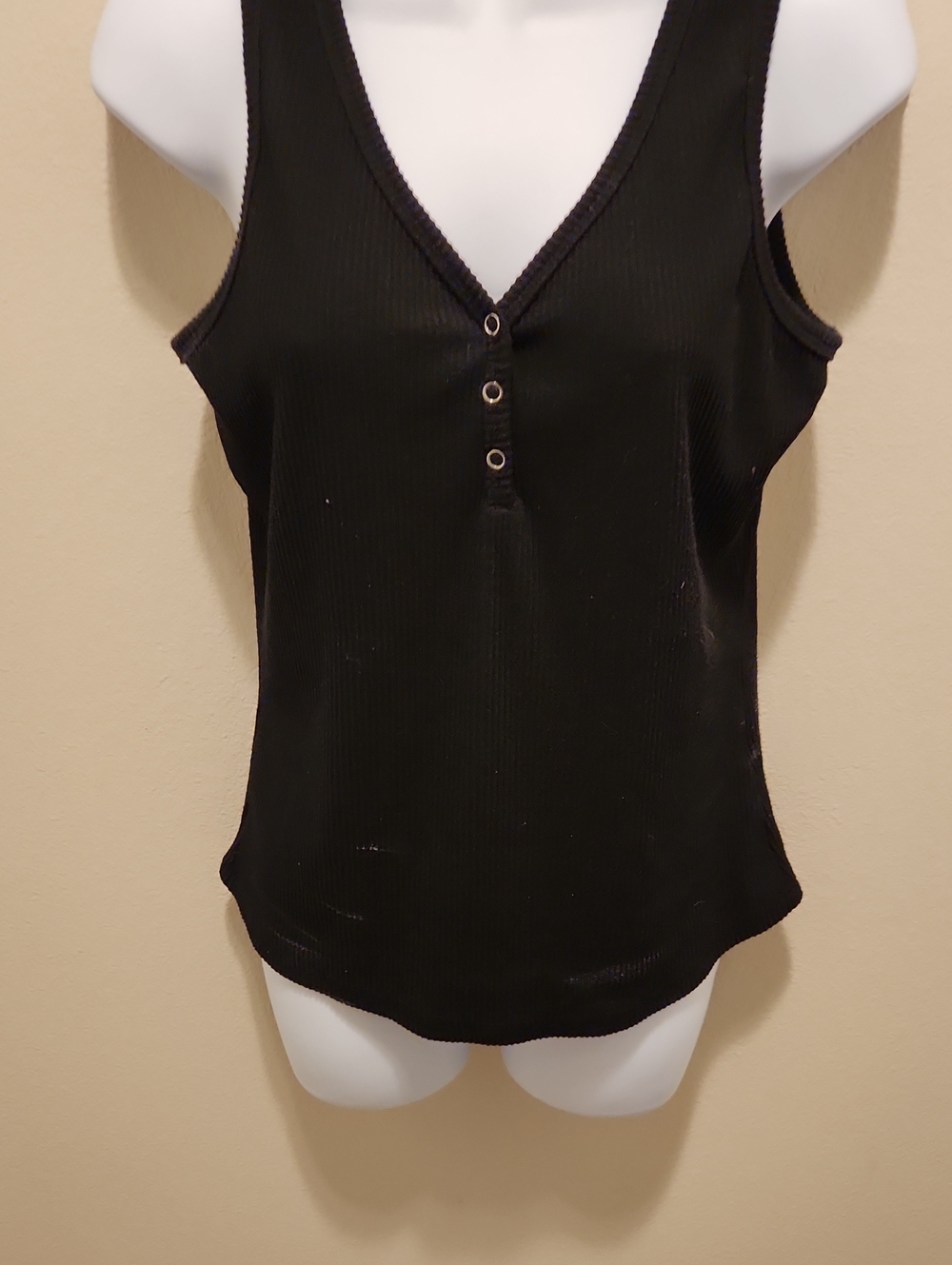 Women's Black Ribbed V-Neck Button Tank